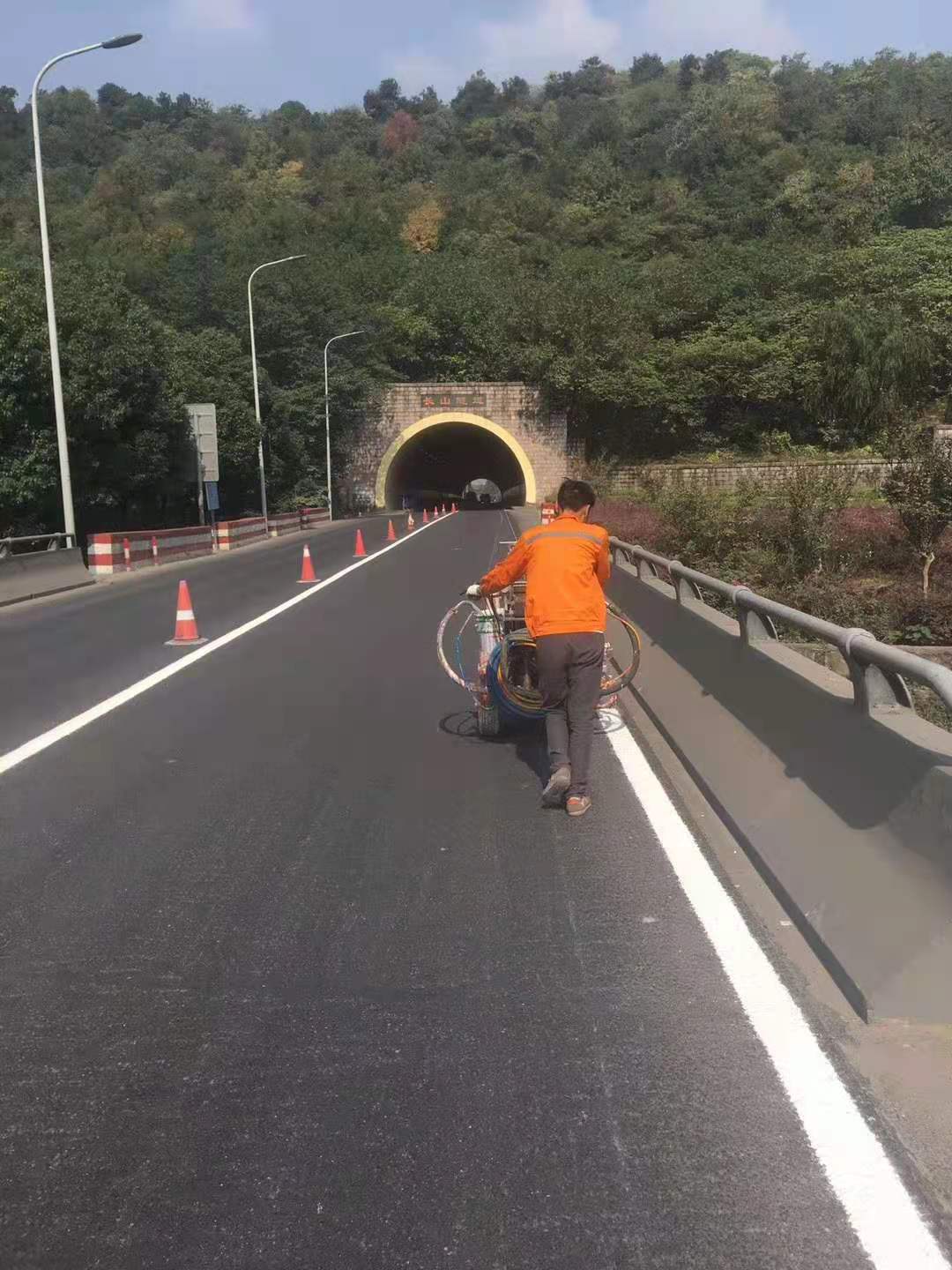 双组份喷涂标线