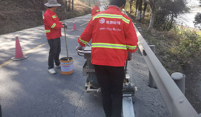 临时路段如何进行道路划线?